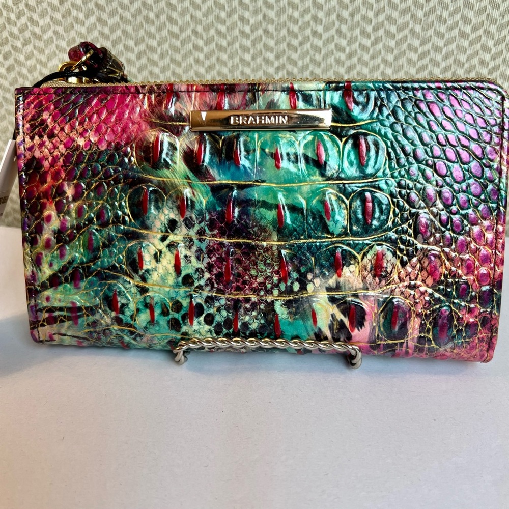 NWT Brahmin Corie Wristlet/Wallet in Shapeshifter